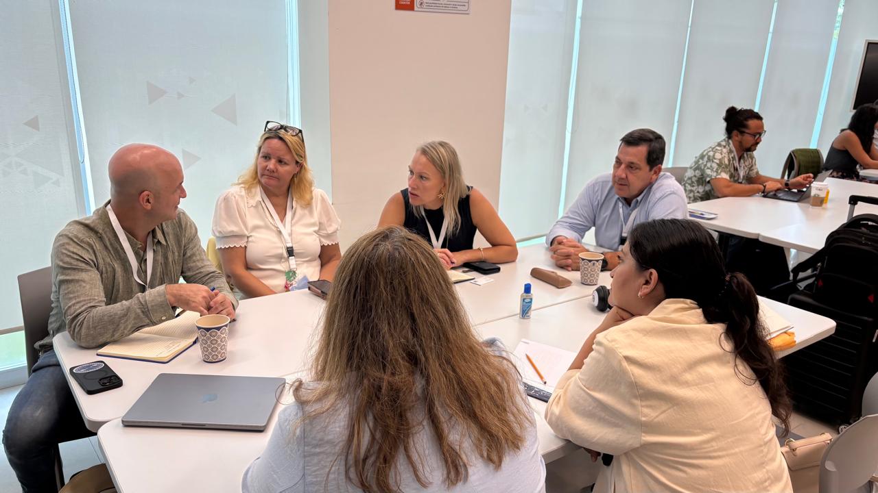 “Marea Rosa” en el 3er Foro de Crecimiento Azul: Innovación, Sostenibilidad y Liderazgo Femenino